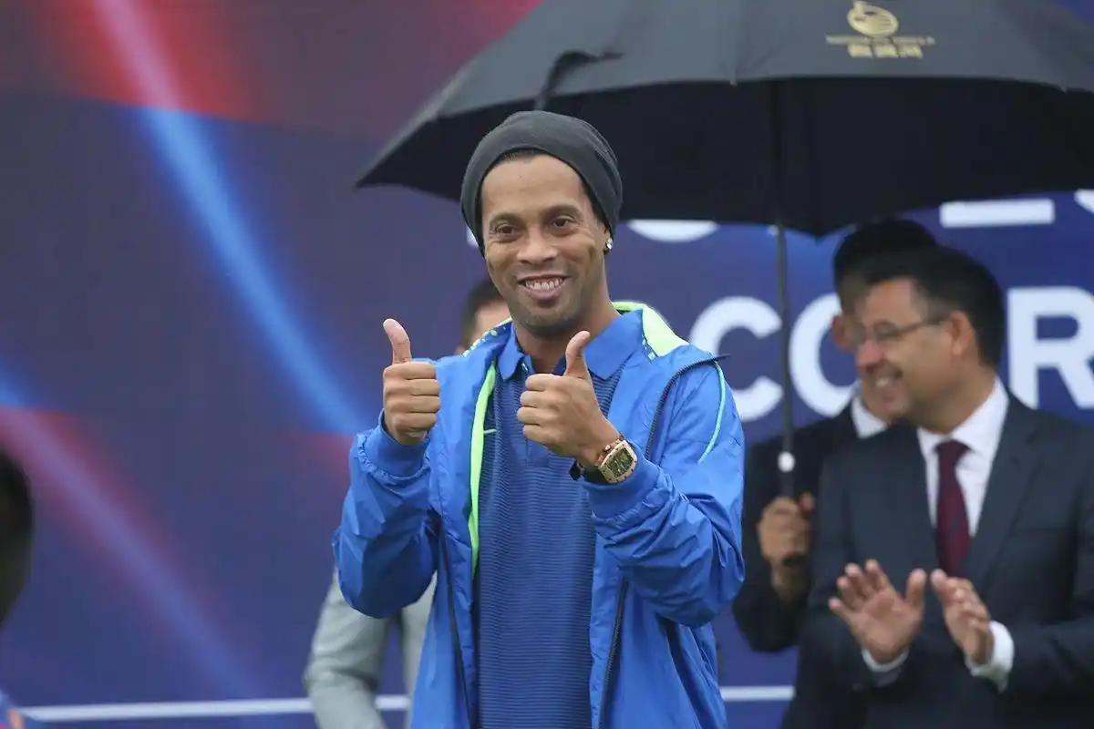 尤其是對於 尤其是對於